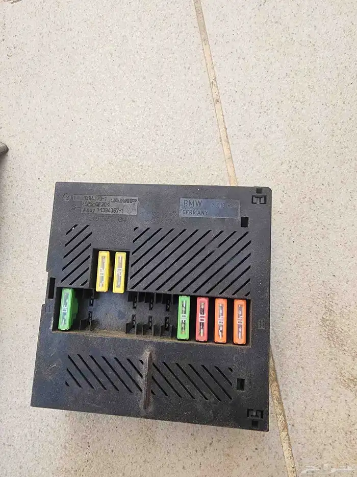 مفتاح النترا مع السوتش وقطع غيار لعدة سيارات BEM و تويوتا 5