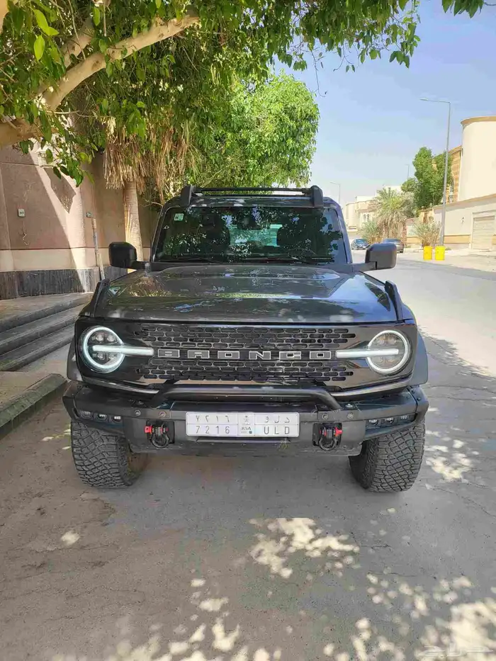 برونكو 2021 بق بند رصاصي ممشى قليل 5