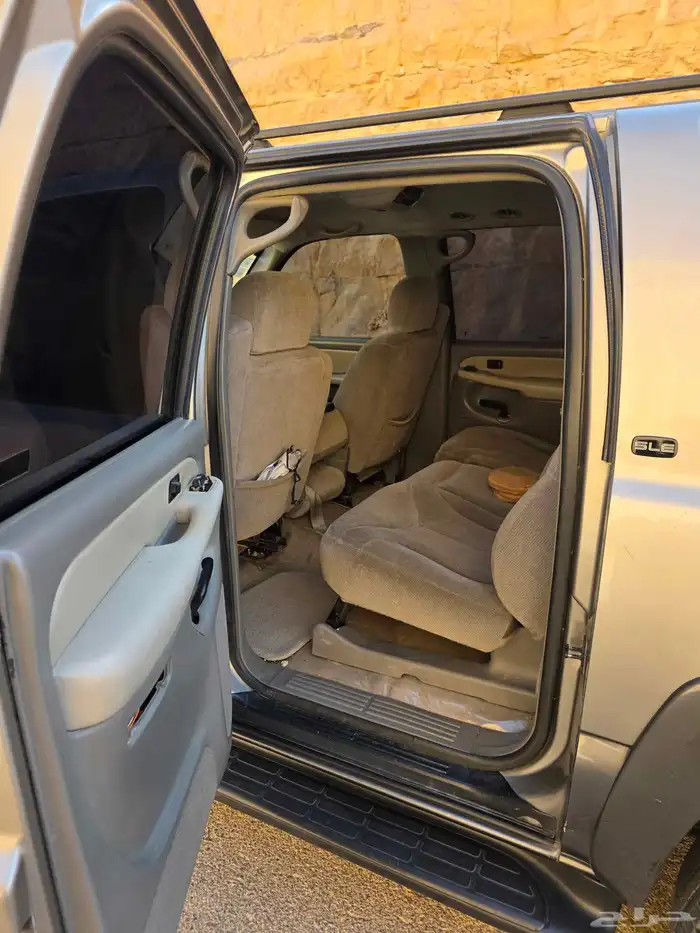 جي إم سي 2000 2