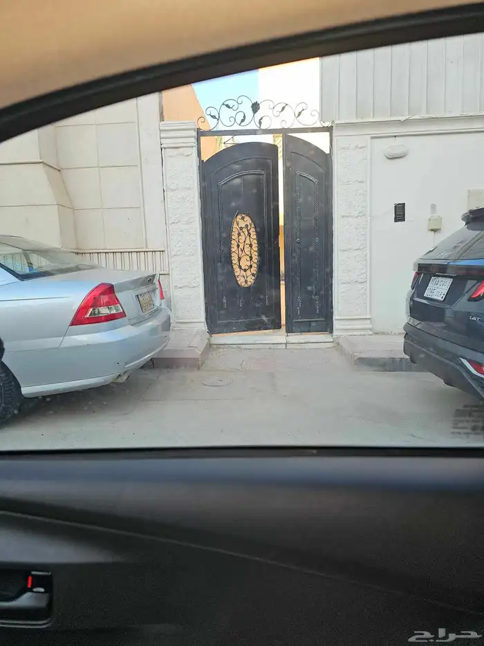 للإيجار دور علوي في حي الربوة 2