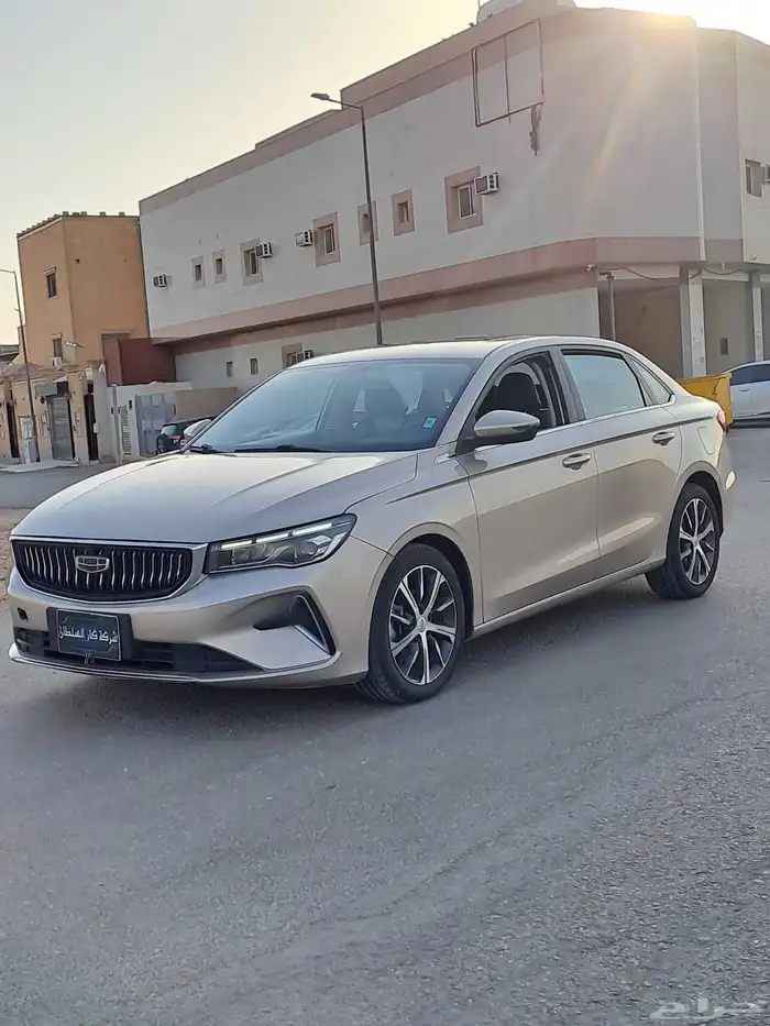 جيلي ام جنراد الموديل 2023 5