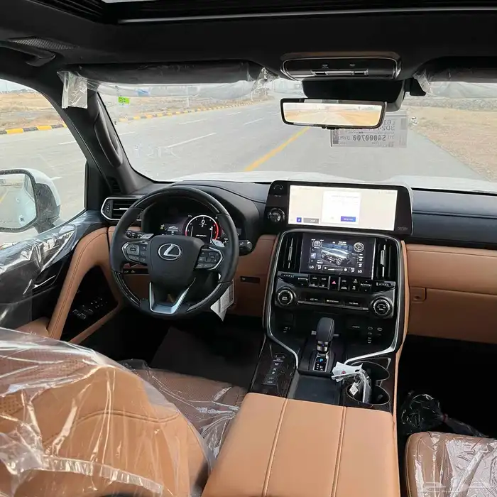 لكزس LX700 هيبرد 2025 4