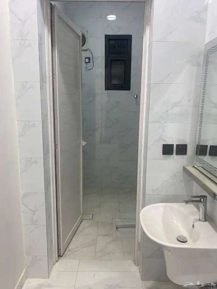 شقة نظيفة للايجار بأبها 9