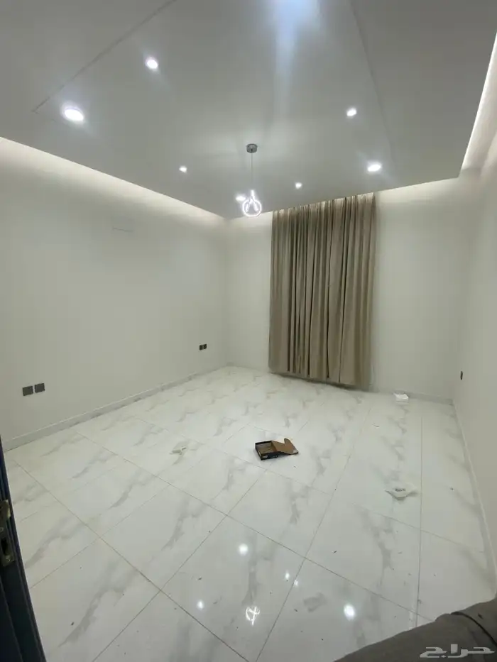 شقة نظيفة للايجار بأبها 2