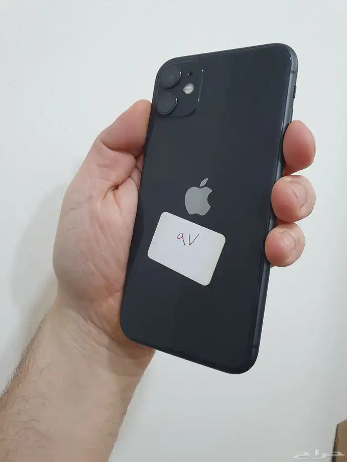 ايفون 11 بطاريه 97 اسود مانفك نهائي 680 ريال ومتاح تمارا 5