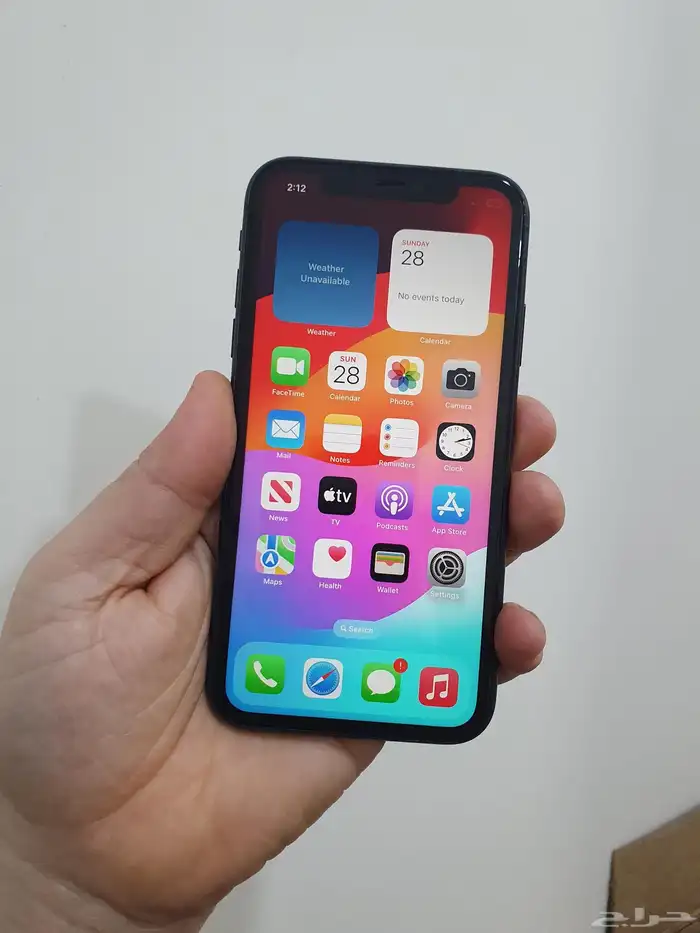 ايفون 11 بطاريه 97 اسود مانفك نهائي 680 ريال ومتاح تمارا 0