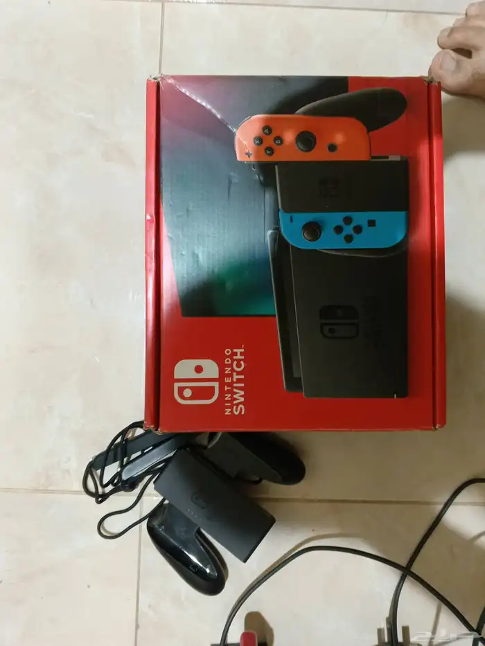Nintendo Switch for sale at a price of 600 and negotiable Ge 4