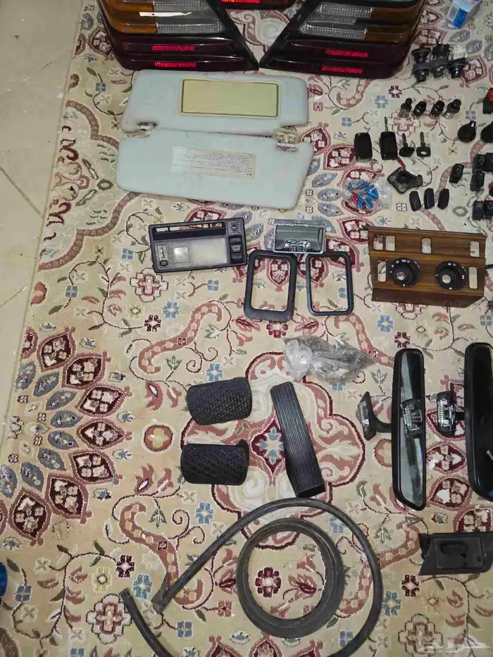 اغراض وقطع مرسيدس بنز بطه وشبح 3
