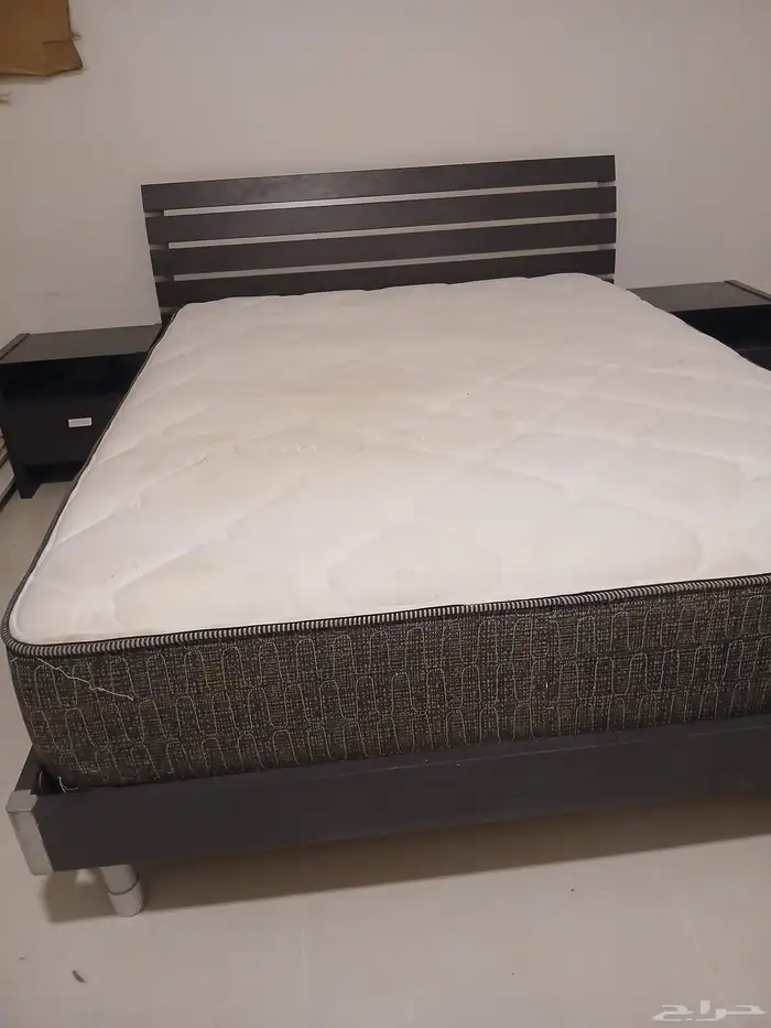 غرفه نوم من المطلق 1