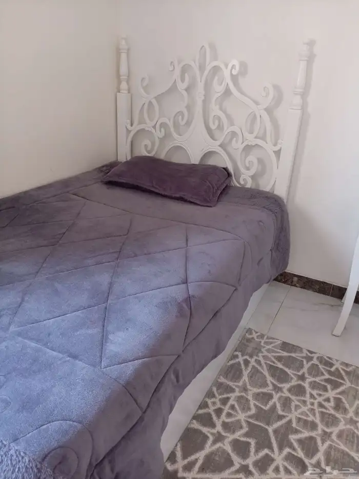 اثاث ابيض غرفه نوم بيضه جديده نفر ونص 1