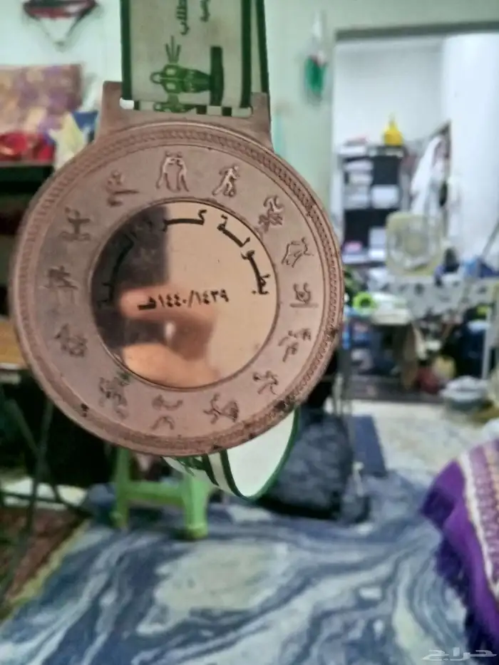 ميداليه برونزية جامعة الملك عبدالعزيز لكرة السلة عام 1439 5