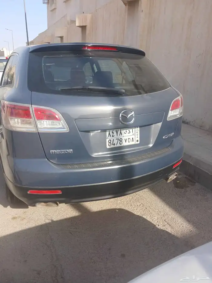 للبيع سياره مازدا 9 4