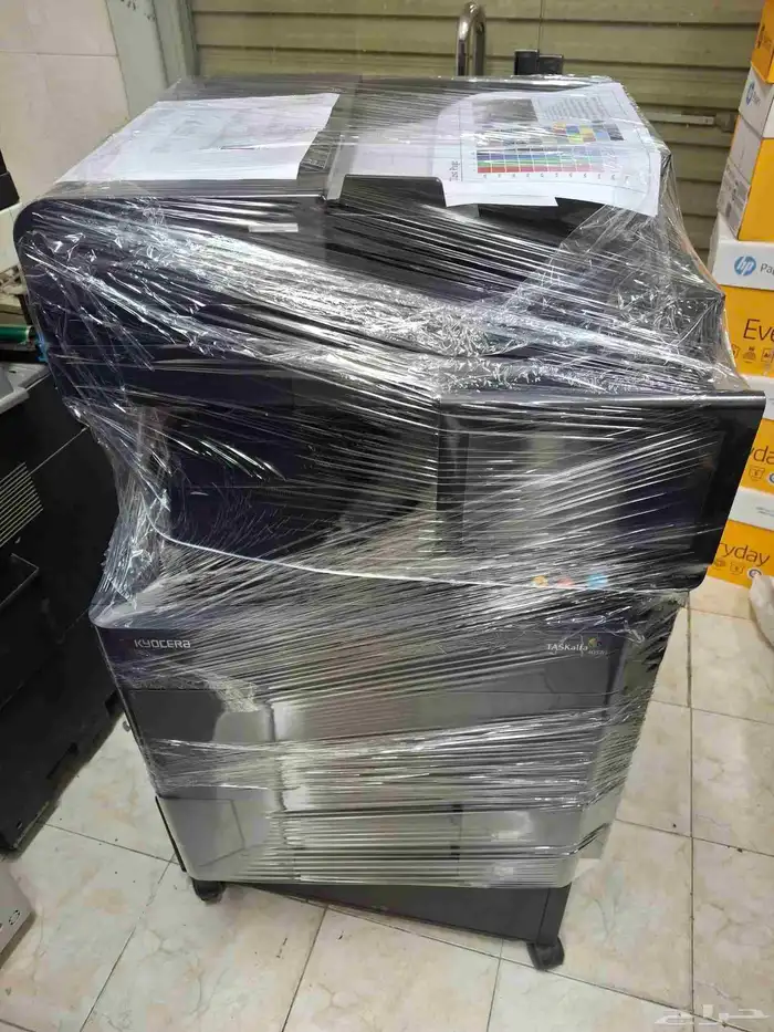 ماكينة تصوير مستندات كيوسيرا ليزر ملونه مقاس A4 A3 1
