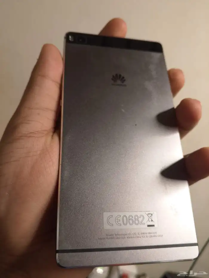 جوال هواوي P8 بحالت مصنع وكاله 5