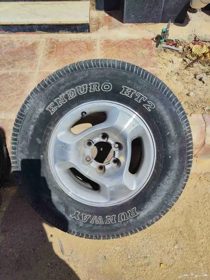 جنوط نيسان باثفندر 98 مع كفرات مستعملة 1