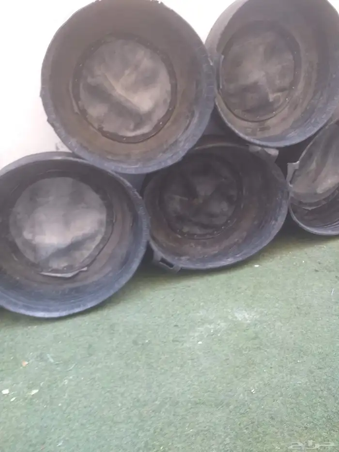 معالف كفرات تنفع للبرسيم مكعبات شعير  وتوجد لدينا فرشات 3