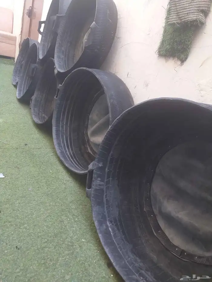 معالف كفرات تنفع للبرسيم مكعبات شعير  وتوجد لدينا فرشات 2