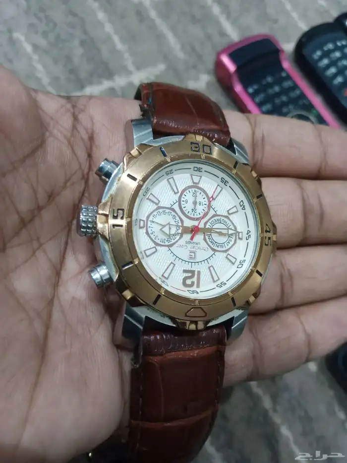 جوالات و ساعة قديمة للبيع جملة 4