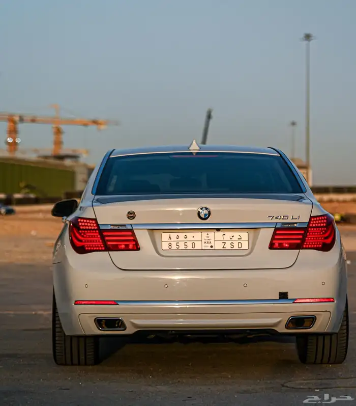 بي ام دبيلو 740Li 4