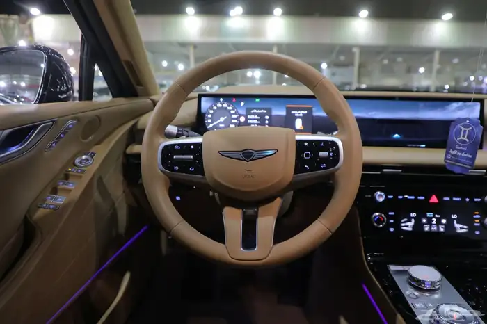 جنسس G80 برستيج 2025 الناغي ضمان وصيانه مجانيه شبه جديد 14
