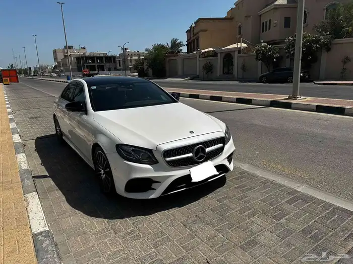 مرسيدس E300 موديل 2018 للبيع 11