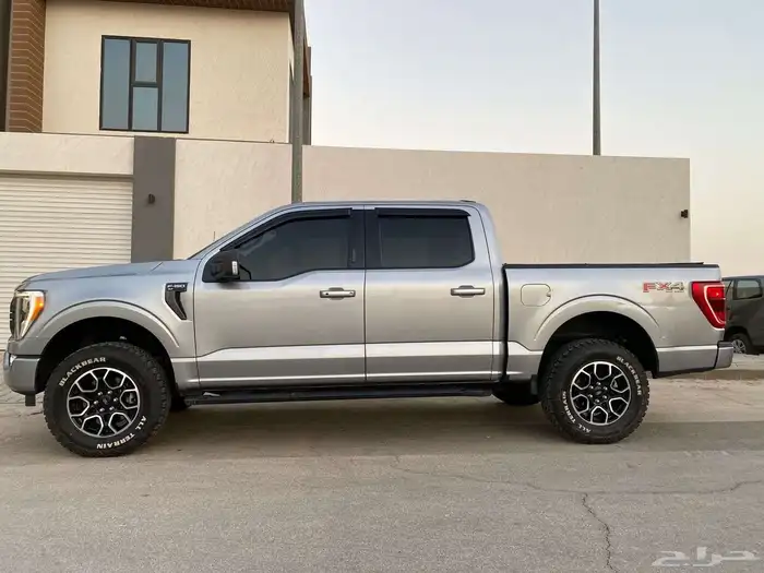 فورد 2023 F150 غمارتين XLT دبل V8 للبيع 2