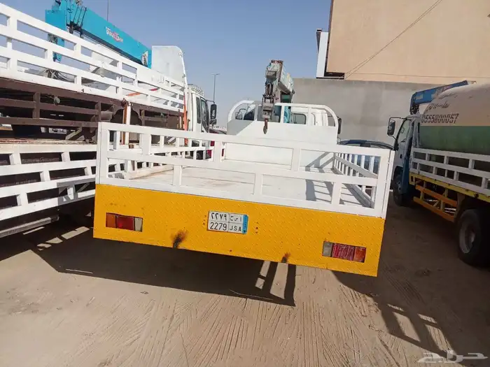 ايسوزو دينا للبيع موديل 2008 0