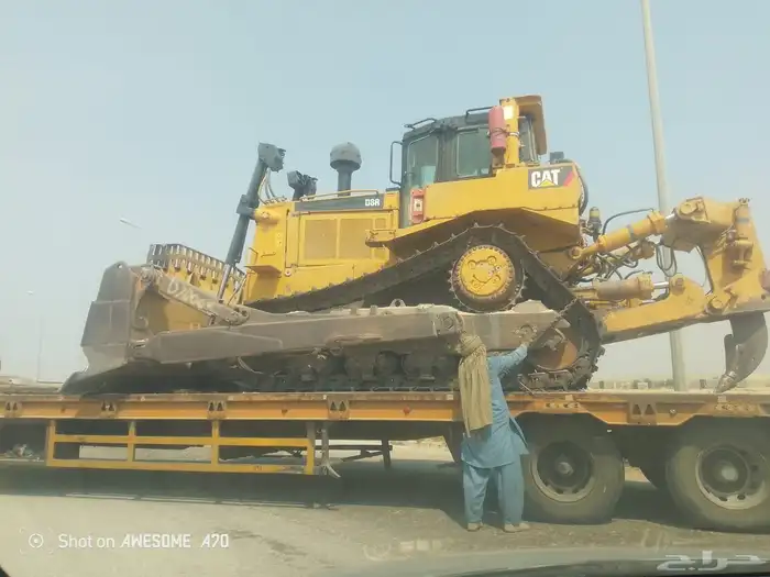 بلدوزر للايجار يتواجد في الشرقيه 0