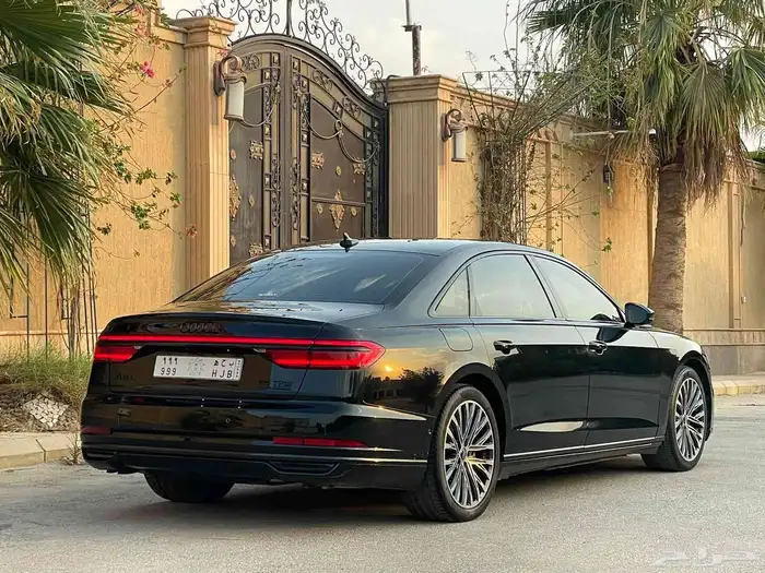 اودي 2019 - A8L فل كامل نظيف جدا 11