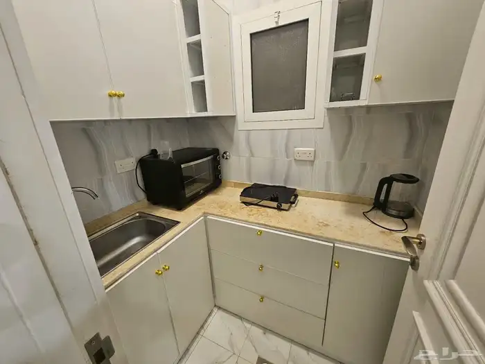 شقة مؤثثة للإيجار بحي الصفا 3