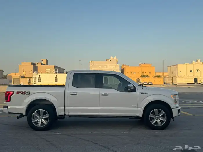 فورد F-150 بلاتينيوم 2016 39
