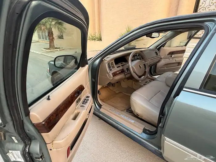 فورد جراند ماركيز 2005 Ultimate Edition 8