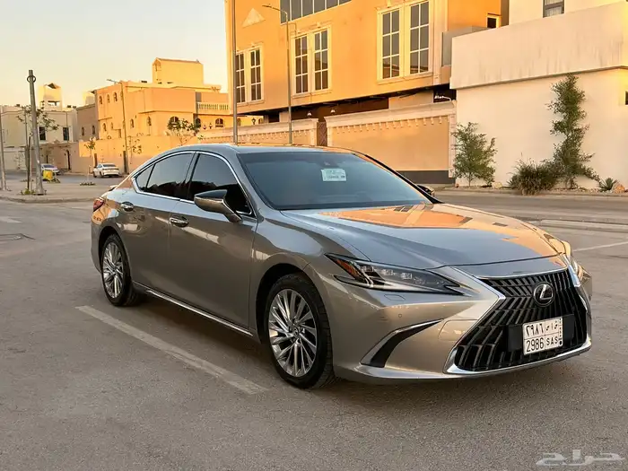 لكزز Es350فل كامل مشروط بودي ومحركات 5