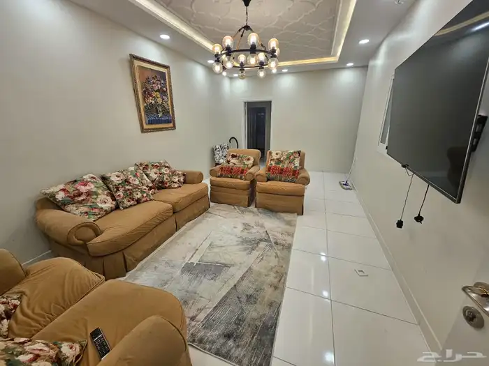 شقة مؤثثة للإيجار بحي الصفا 0