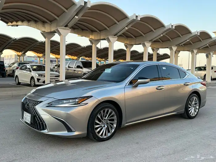 لكزز Es350فل كامل مشروط بودي ومحركات 14