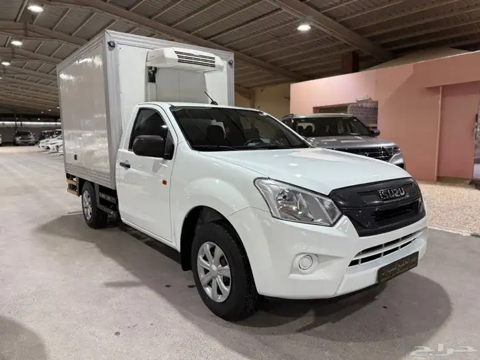 ايسوزو 2025 غماره ثلاجه شبه جديد 2