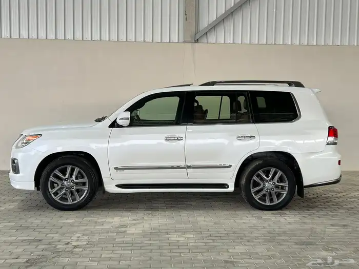 لكزس - LX 570 - 2014 - سعودي - فل 4