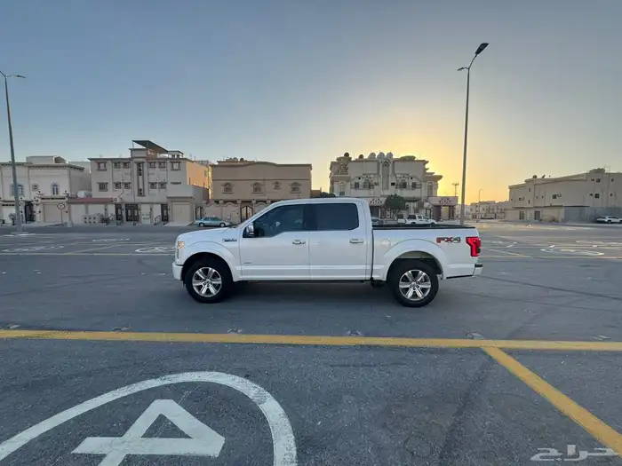 فورد F-150 بلاتينيوم 2016 35