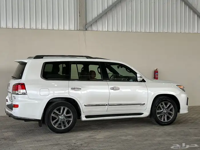 لكزس - LX 570 - 2014 - سعودي - فل 5