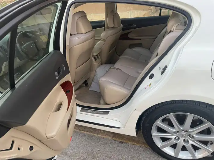 للبيع لكزس GS300 2006 10