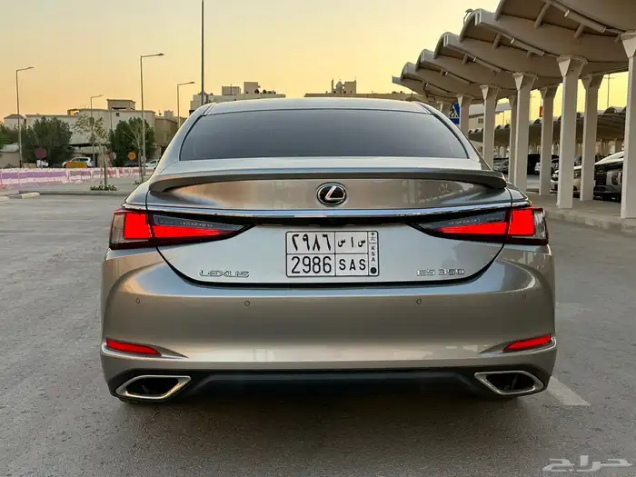 لكزز Es350فل كامل مشروط بودي ومحركات 12