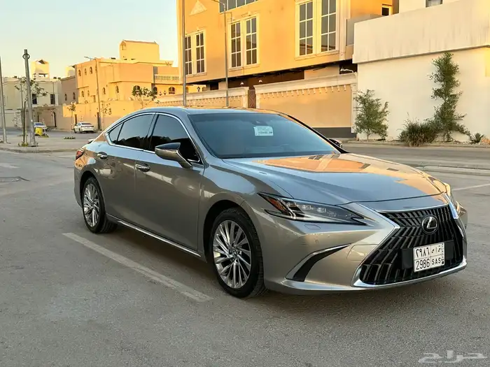 لكزز Es350فل كامل مشروط بودي ومحركات 7