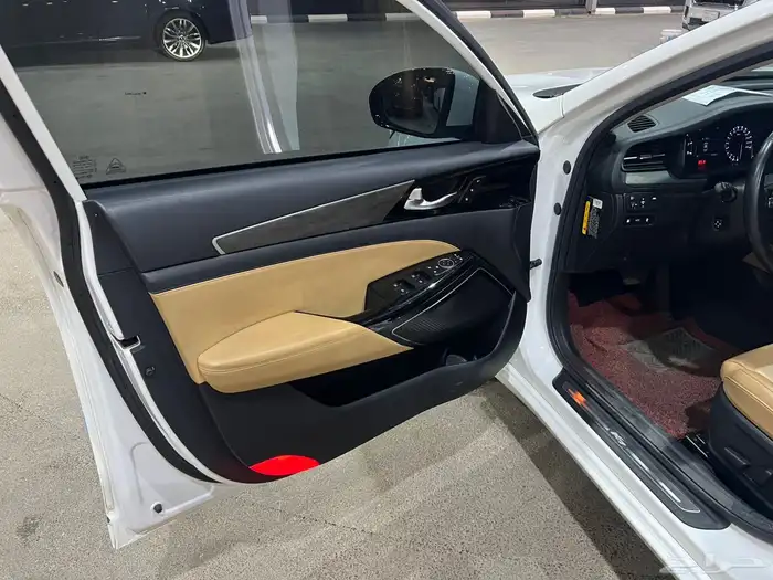 كادينزا بنزين 2020 فل كامل بانوراما ب 74 الف مسجل جاهز . 9