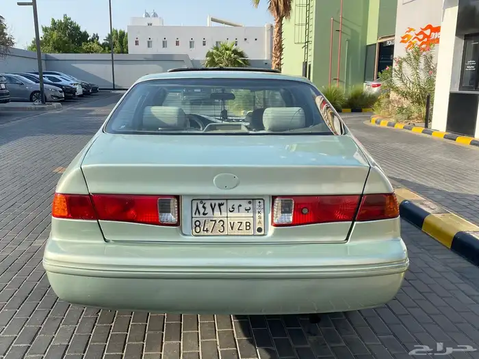 كامري للبيع موديل 1998 محولة 2002 2