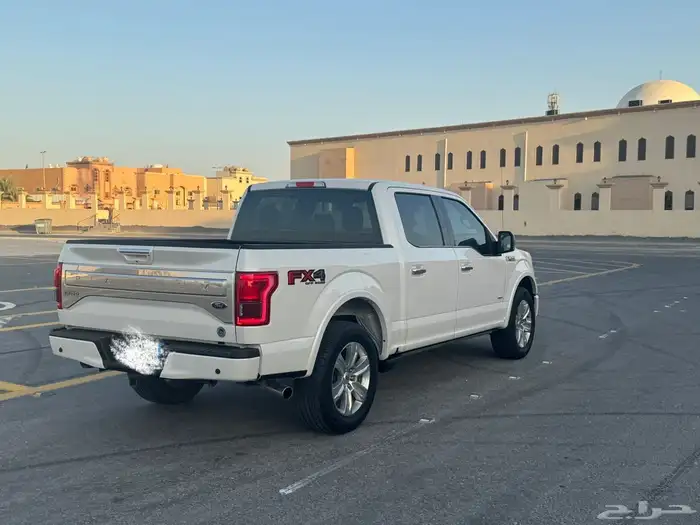 فورد F-150 بلاتينيوم 2016 34