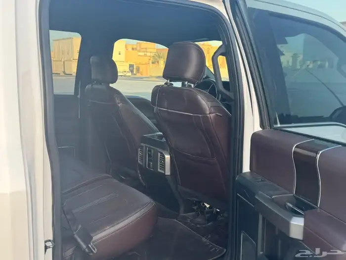فورد F-150 بلاتينيوم 2016 22