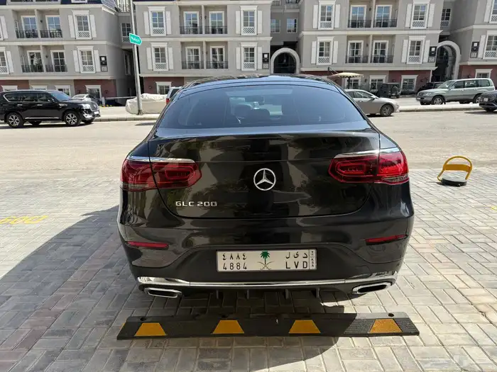 للبيع جيب مرسيدس موديل - 2021 - GLC 200 Coupe 4MATIC 3