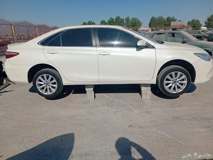 تويوتا كامري 2021 ---  2017 تشليح فقط 6