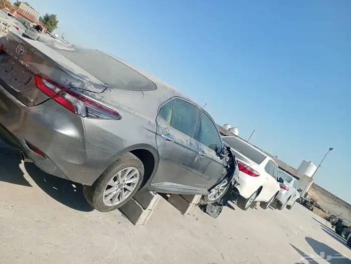 تويوتا كامري 2021 ---  2017 تشليح فقط 3