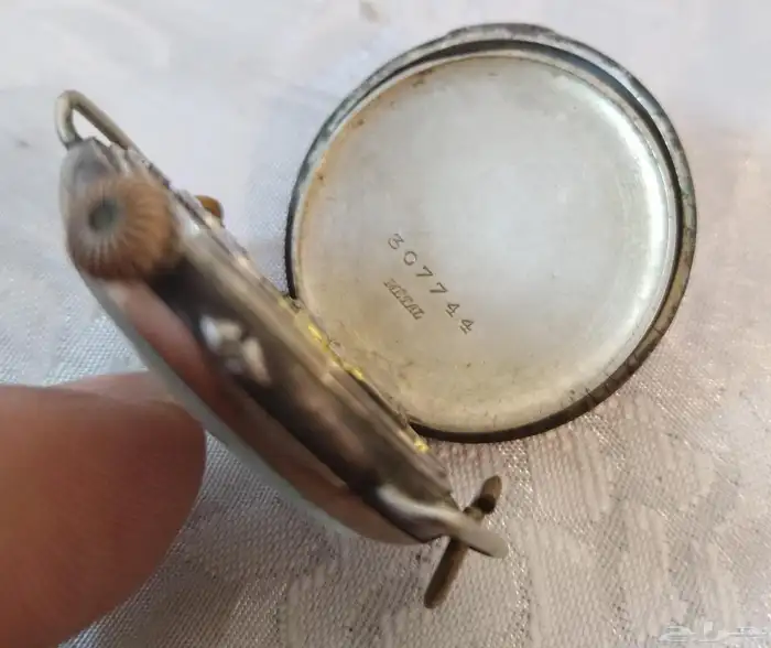 ساعة بدائية نادره 9